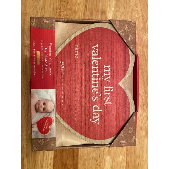 Wooden Valentine’s Day Photo Sign, Baby First Valentines Day, Photography Props - Picture 1 of 7